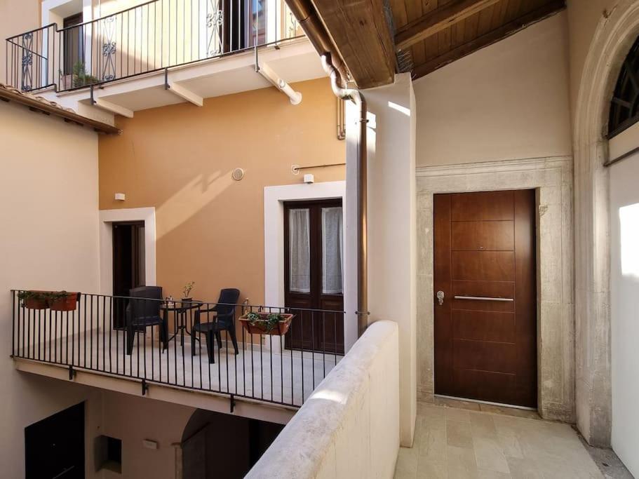 Casa Castello 63 Guest House L'Aquila Ngoại thất bức ảnh